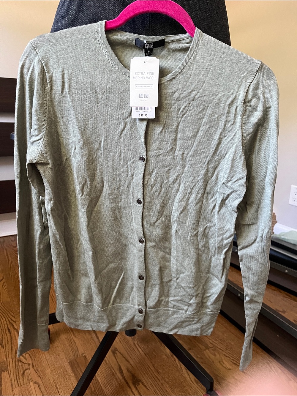 Uniqlo Extra Fine Merino Wool Cardigan — green